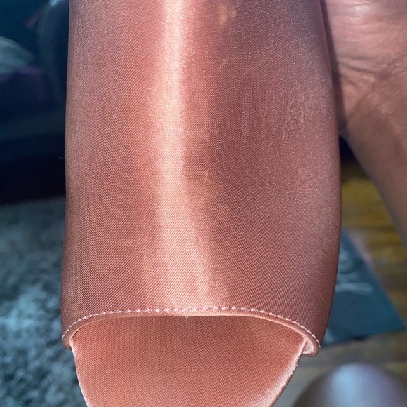 Pink Heels - Picture 5 of 5